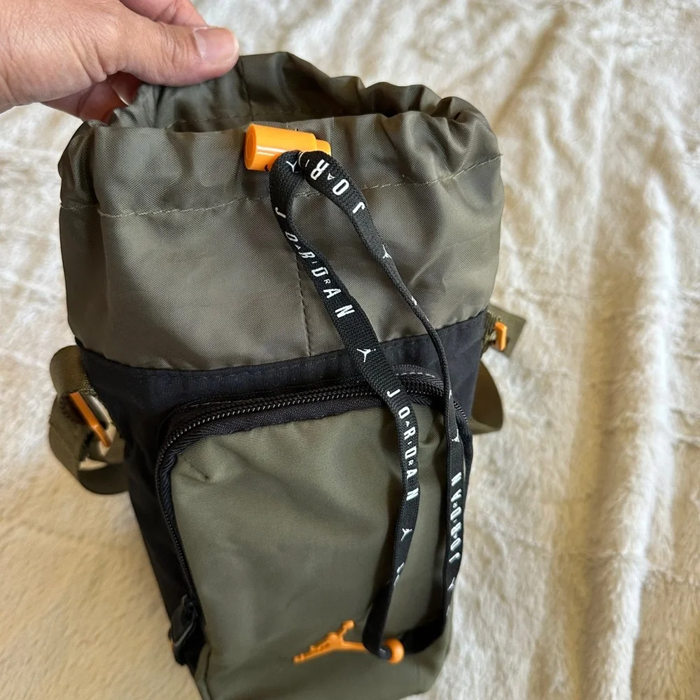 Nike Jordan Water Bottle Crossbody Bag